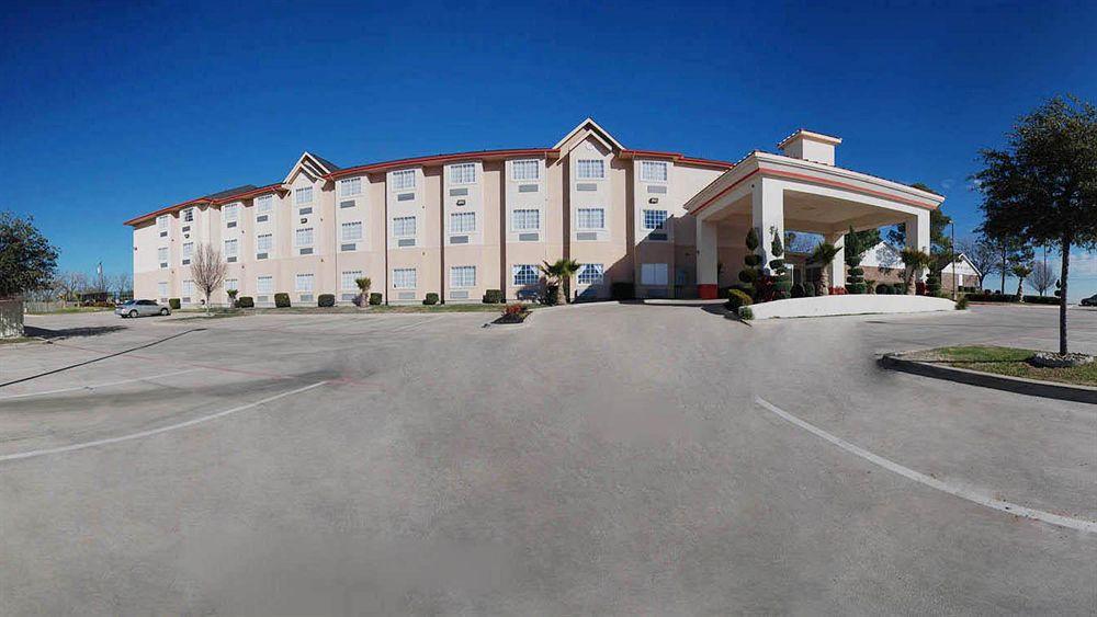 Best Western Roanoke Inn & Suites Exterior photo