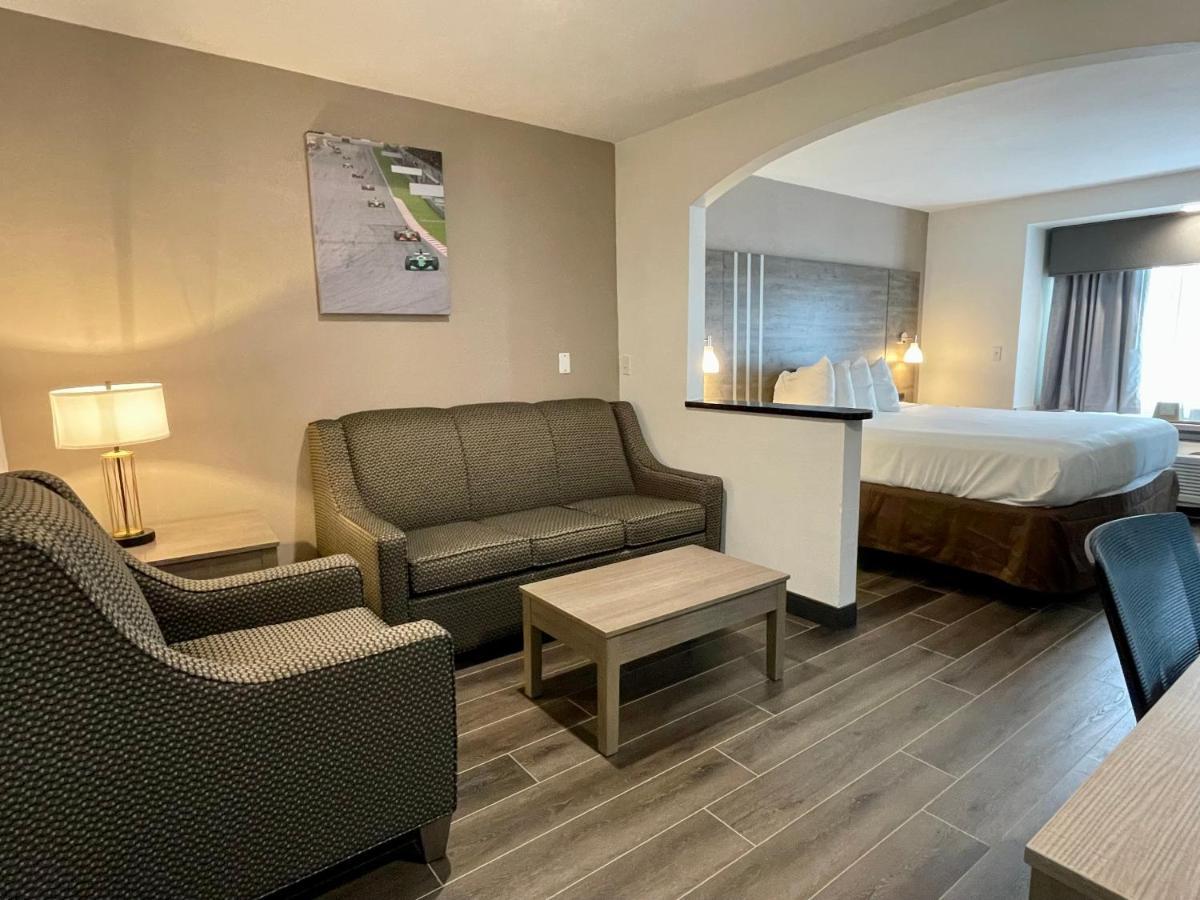 Best Western Roanoke Inn & Suites Exterior photo
