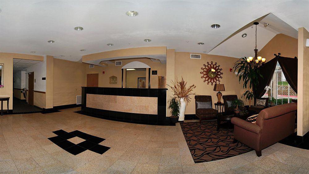 Best Western Roanoke Inn & Suites Exterior photo